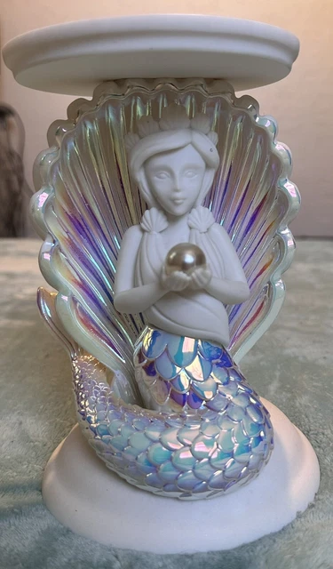Bath & Body Works Iridescent MERMAID Seashell Pedestal 3 Wick Candle Holder Bath & Body Works Iridescent MERMAID Seashell Pedestal 3 Wick Candle Holder