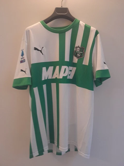 Fans sassuolo sejak lahir ☺️ From the pitch to my hands - a signed Sassuolo jersey from @berardi25 himself. Grazie, @seriea @vidiosports