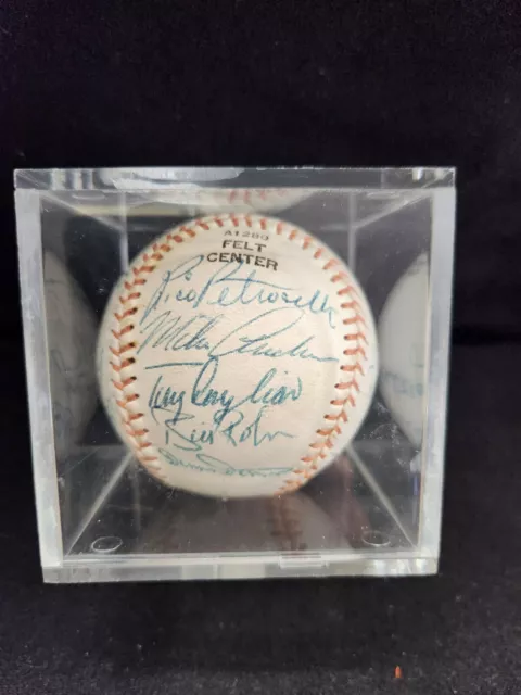 MLB Triple Crown Winners Plaque Display with OAL Baseball Signed by Mickey  Mantle, Ted Williams, Frank Robinson, & Carl Yastrzemski (UDA)
