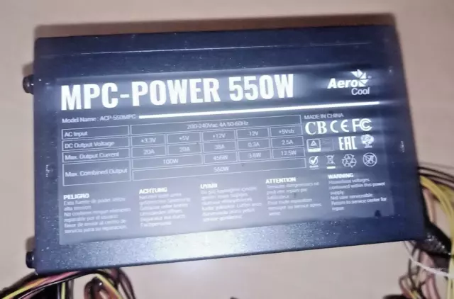 Aero Cool MPC - POWER 550 Watts 2