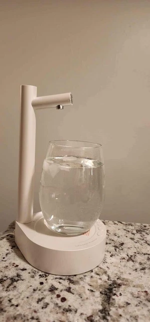 Desktop Water Bottle Dispenser Charging Automatic Drinking Water Bottle Pump