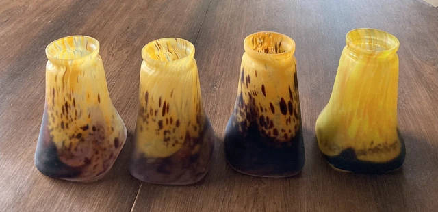 4 anciennes tulipes signées Muller pâte de verre pour lustre lampe Art Déco