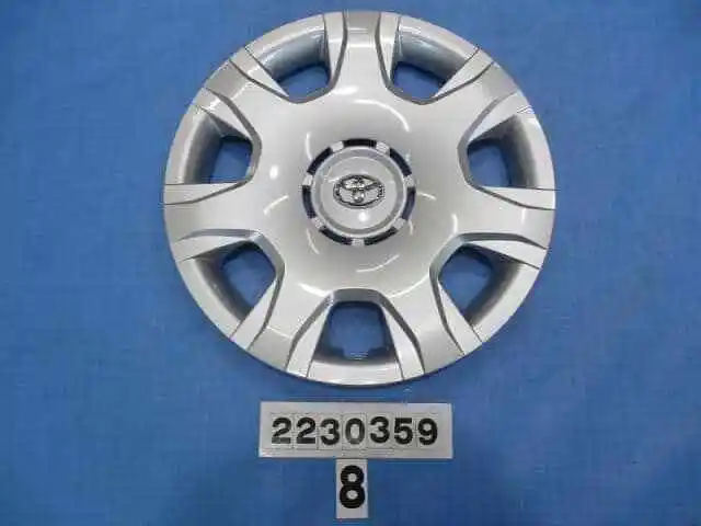 TOYOTA Hiace 2013 CBF-TRH200V Wheel Cover 4260226040 [Used] [PA79248830]