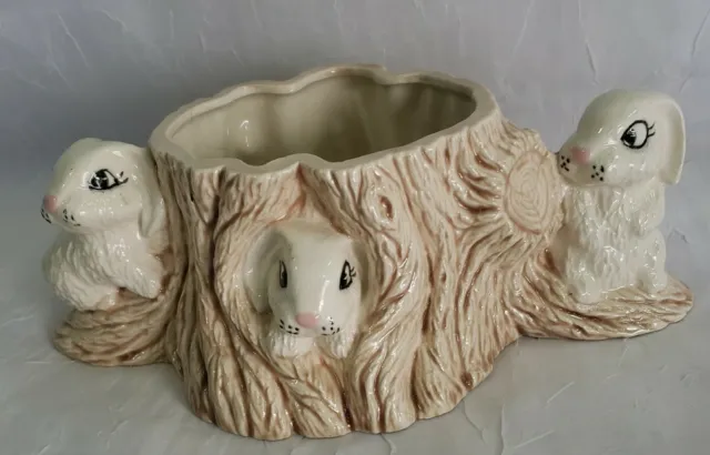 Vtg handmade Ceramic 3 Bunny Rabbit on a Tree Stump Planter Vase Jelly bean bowl
