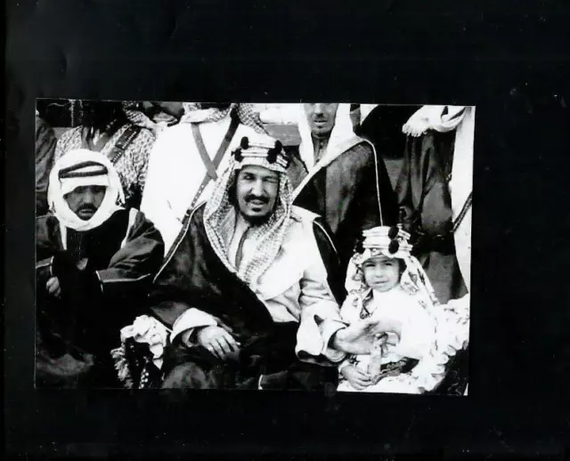 Printed Photo Saudi Arabia 1950 King Abdull Aziz Al Saud&Young Son Prince Nawaff