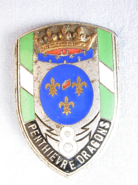 Bannière De Symbole D'insigne En Métal Circulaire Brillant Et Vide Dans Vecteur Collection 77645660