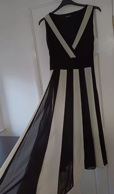 STUNNING EVANS BLACK Cream Evening Dress With Scarf Size 24 Plus