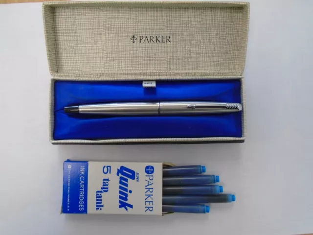 Parker 45 Fountain Pen With Blue Ink Cartridges and Ink Chamber