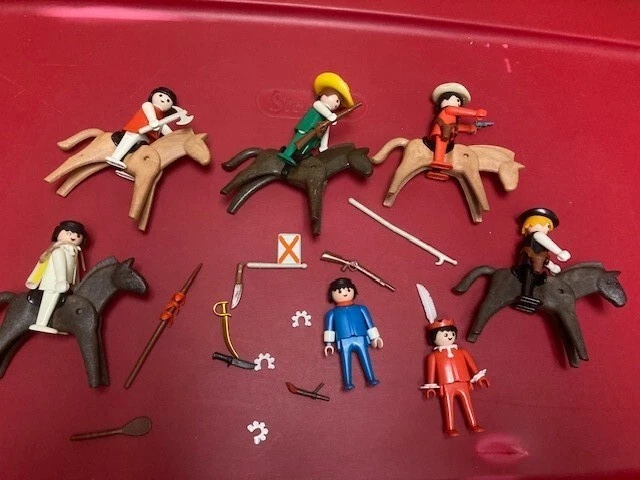 Playmobil Western lot of 28 figures with weapons & accessories Cowboys Indians 