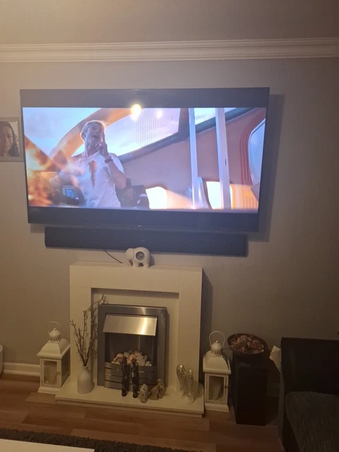 78 INCH PHILLIPS TV LG Quality Sound Bar Eith Wall Brsvket 1yr Old£ 500 ...