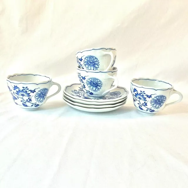 HUTSCHENREUTHER BLU ONION SET 4 COFFEE TEACUPS SAUCERS 2.5"H SCALLOP 1 Set Sold