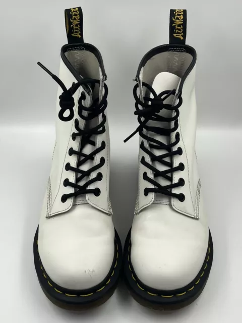 DOC DR MARTENS Air Wair 11821 White Boots 8 Eyelet US Women’s Size 7 US ...