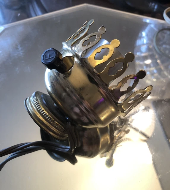 VINTAGE KEROSENE OIL Lamp Conversion To Electricity Kit Burner £5.74