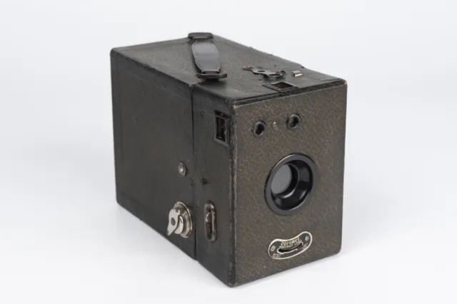 Coronet  Box camera whit portrait lens