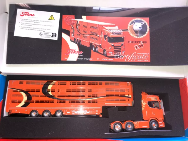 Tekno - Scania S Highline w/Pezzaioli Livestock Trailer - McNally - 1:50 - New