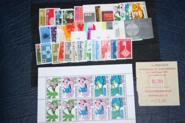 Niederlande Lot Briefmarken ** postfrisch