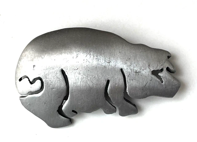 Broche insigne épingle loutre nature étain badge transformation espoir