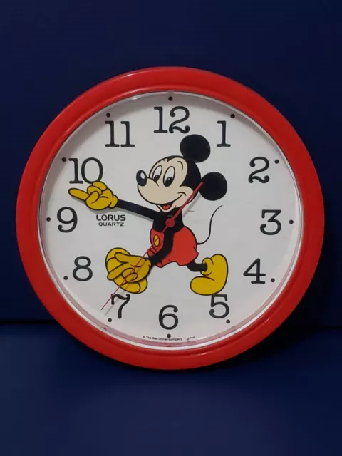 Lorus quartz on sale mickey mouse clock