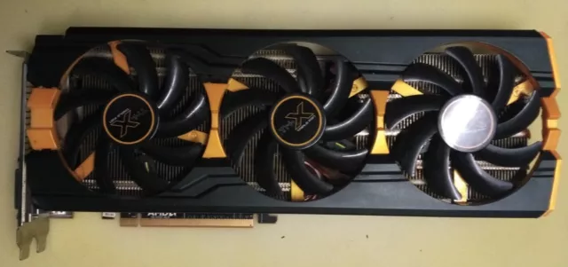 SAPPHIRE Radeon R9 290X Tri-X OC (11226) 4 Go GDDR5 PCI-E