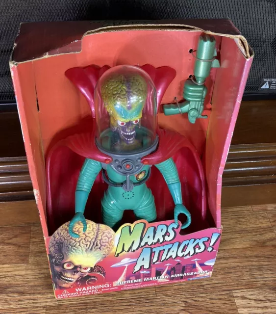 Mars Attacks Supreme Martian Ambassador Action Figure NRFB 1996 Trendmasters