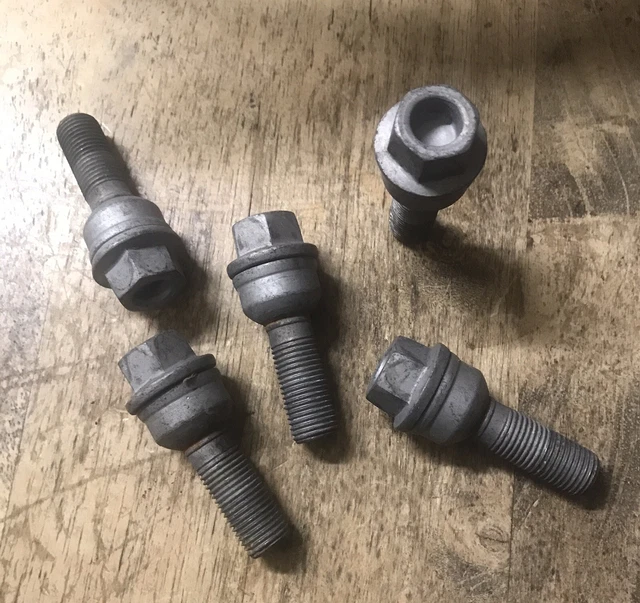 VW VOLKSWAGEN TRANSPORTER T5 T6 Caravelle Steel / Alloy Wheel Bolts