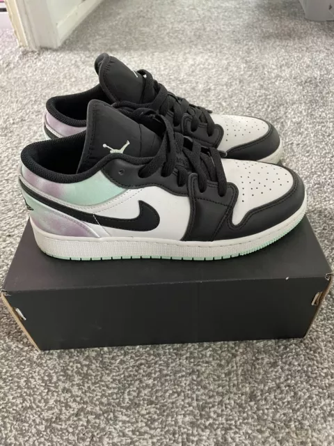 AIR JORDAN 1 Low SE white Mint Foam Black Size UK 4.5 EUR 99 36