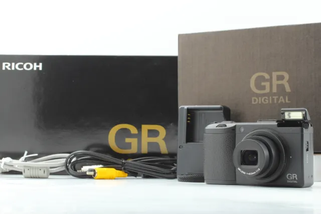 [MINT] RICOH GR 10.0MPa Digital III 3 Camera Black From JAPAN e025