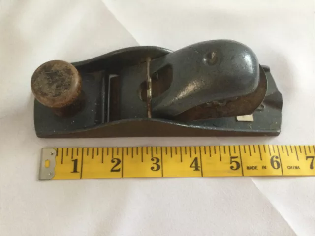 Vintage Montgomery Wards Powr Kraft   C2 6-1/2" Wood Plane. Small