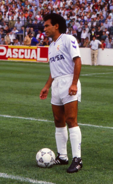 LaLiga - Real Madrid: Hugo Sanchez named a legend | in English LaLiga - Real Madrid: Hugo Sanchez named a legend | in English