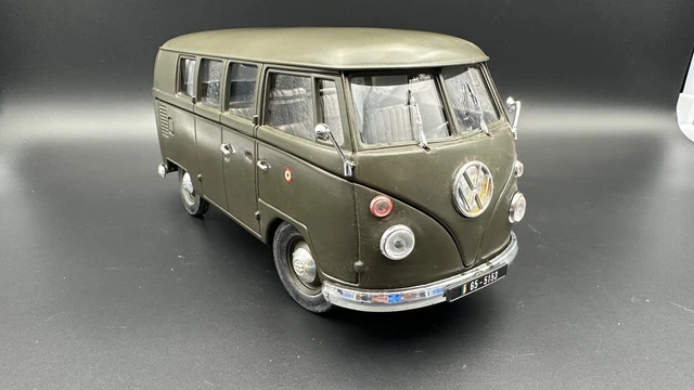 VOLKSWAGEN COMBI 1966 vitré LUFTHANSA 1/19 no 1/18 SOLIDO 8031 voiture miniature