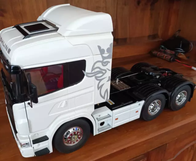 Tamiya 56323 Scania R620 6x4 Highline 1/14th