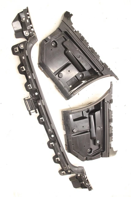 Support De Pare-chocs Arrière, Gauche T4 9/1990-12/1995 701807307A