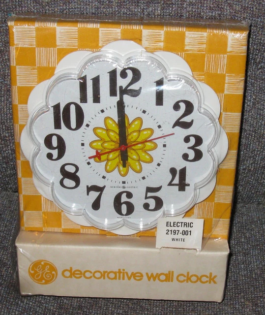 VINTAGE GENERAL ELECTRIC GE Russel Wright Yellow Ceramic Wall