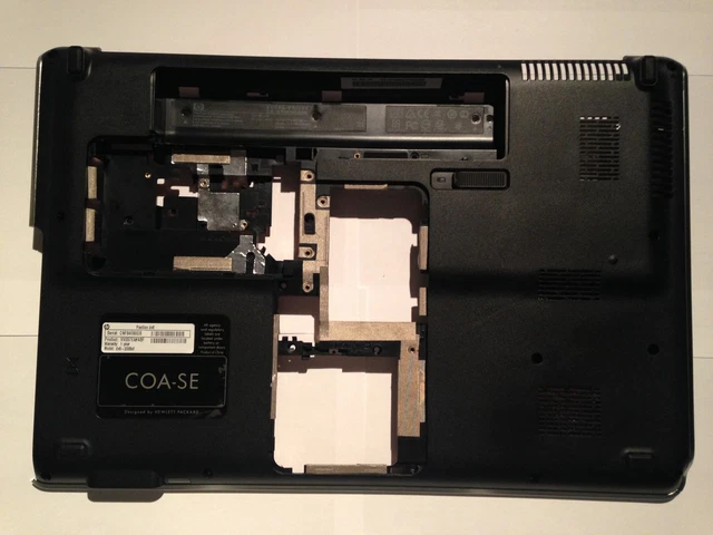 Plasturgie Basse Pour Dell Inspiron N5050 – Noire (Réf 60.4IP05.016) – Occasion