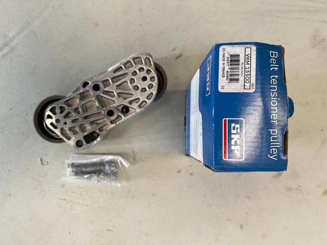 Galet tendeur de courroie de distribution SKF VKM 15500