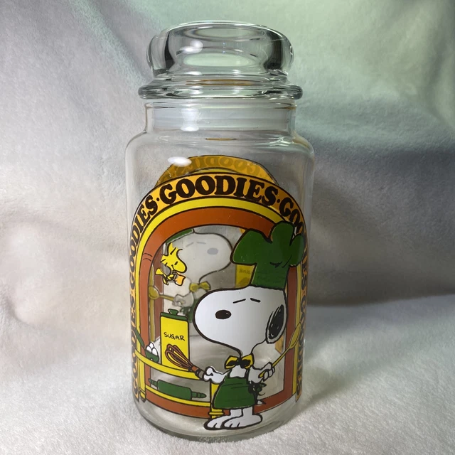 VINTAGE SNOOPY & WOODSTOCK Glass GOODIES Canister JAR Candy PEANUTS