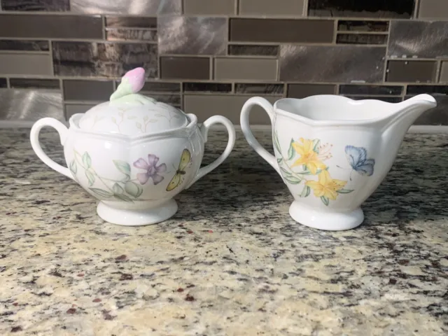 Lenox Butterfly Meadow Sugar Bowl With Rosebud Lid & Creamer Set