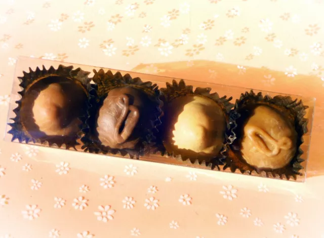 🧁 Rare VINTAGE 1980 Gommina Eraser Scatola Cioccolatini Box Chocolate erasers🤎