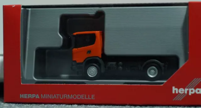 herpa 309776 Scania CG 17 4x4 2a Zugmaschine orange wie neu