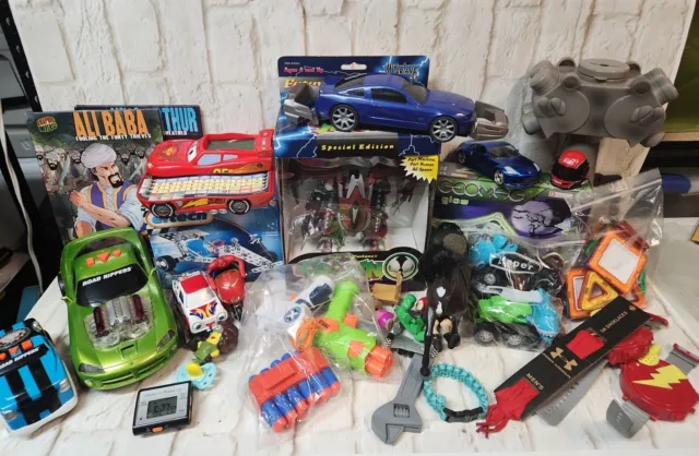 Junk Drawer Toy Lot Miscellaneous Ramdom Cars , Figures, Toys Parts 10+ LBS