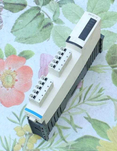 Disjoncteur Schneider-Electric STB DRC 3210 - Occasion, Fabriqué En France
