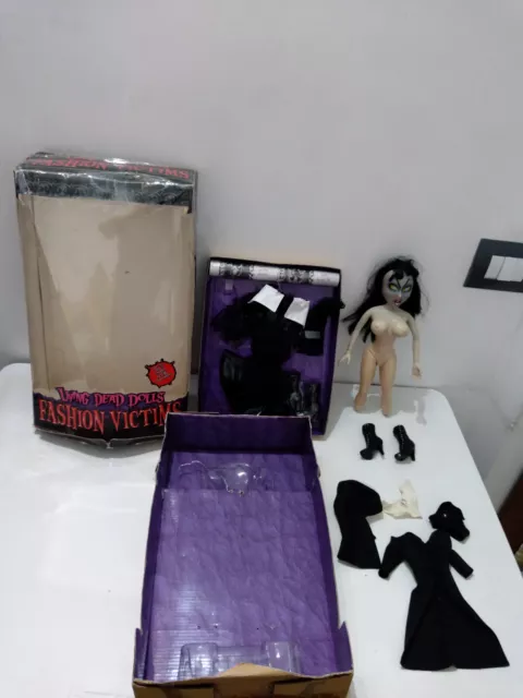 RARA Mezco Toyz Living Dead Dolls Fashion Victims Series 1 LILITH - 2003