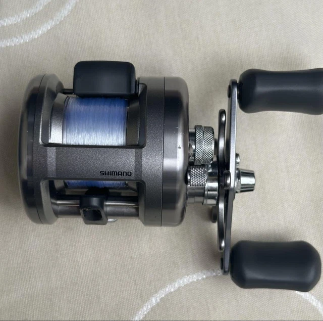 リール SHIMANO AXIS 101 Shimano AXIS 101 VERSION 2 Left Handed Bait Casting Reel w