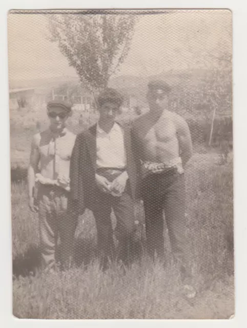 Sexy Handsome Young Men Shirtless Muscular Unusual Weird 1950s Gay Int Old Photo