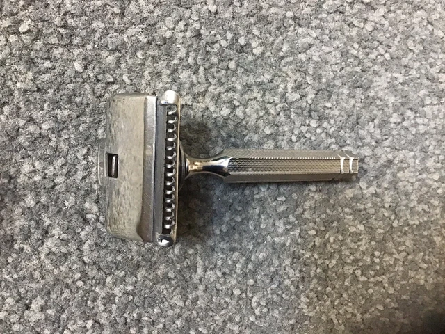 VINTAGE EVER-READY SAFETY Razor Patent 1912 Model Silver British Made £ ...