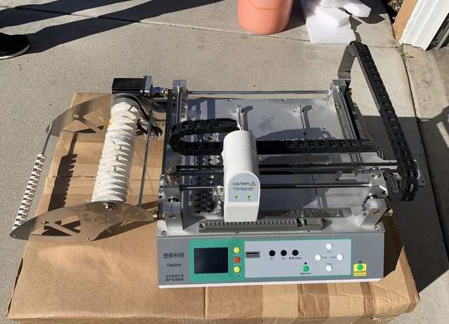 NEODEN TM220A Pick & Place Machine
