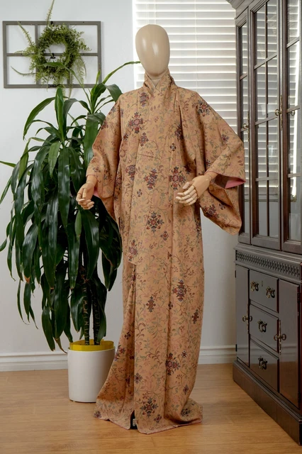 Dear Vanilla Japanese Silk Kimono Women's Robe Gown Authentic Japan Vintage Mint