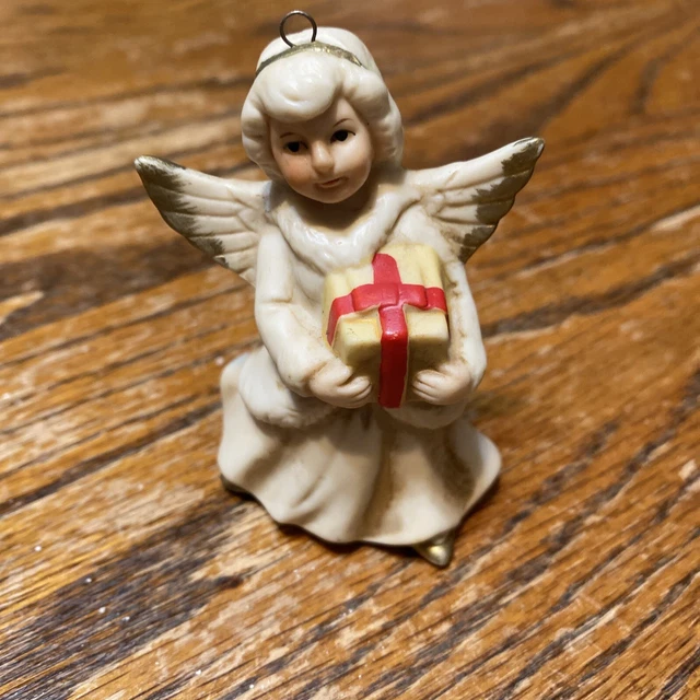 Homco Porcelain Bisque Angel with Present Christmas Ornament Vintage With Label