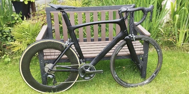 Xl carbon road outlet bike