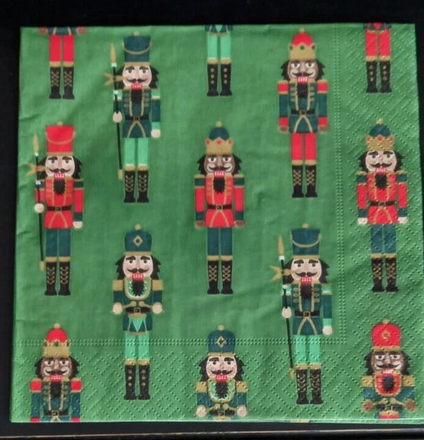 4 SERVIETTES EN PAPIER - thème CASSE-NOISETTE - fonds vert
